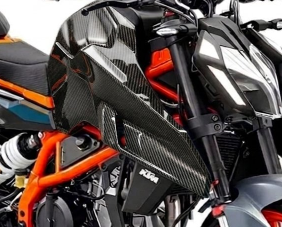 KTM Duke Gen3 with carbon fibre tank shrouds