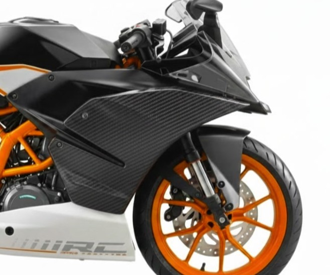 KTM RC with carbon fibre side fairers